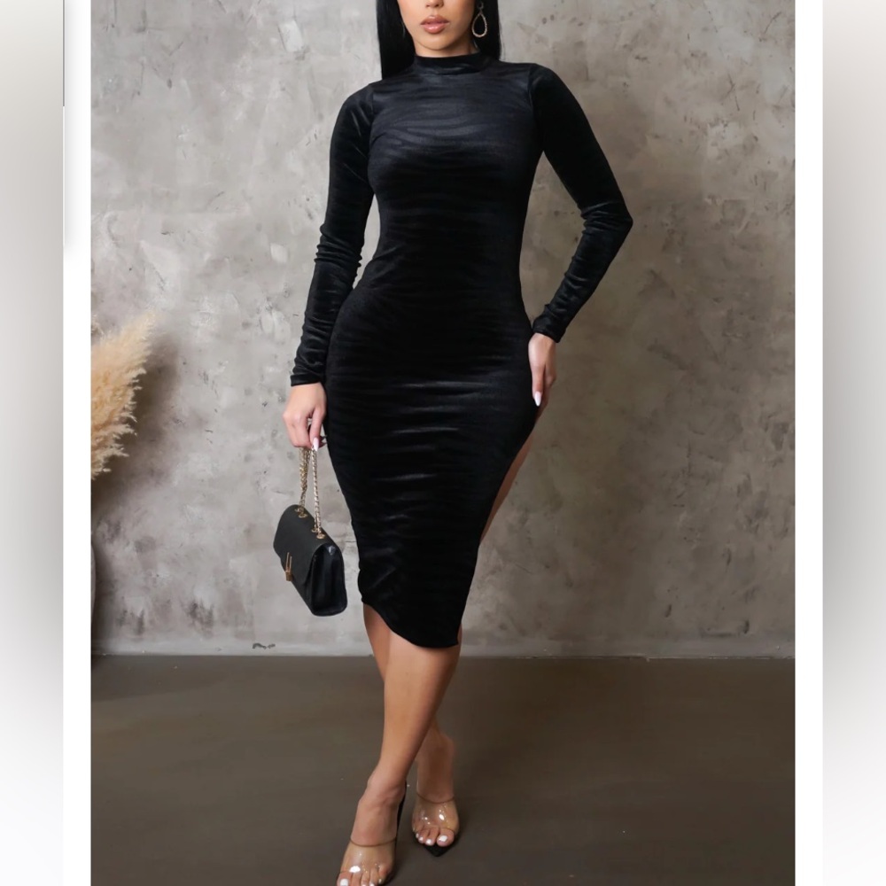 Chic Long Sleeve Black Dress